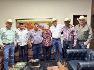 ENCUENTRO CON PRESIDENTES DE ASOC. GANADERAS